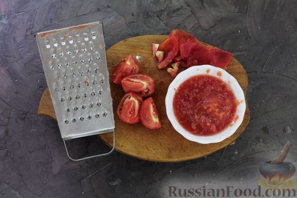 Фасолевый суп с мясом, баклажанами и помидорами