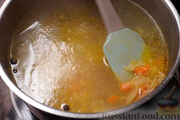 Куриный суп с плавленым сыром и макаронами