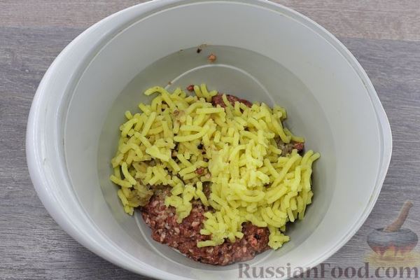 Котлеты из куриных сердечек и картофеля