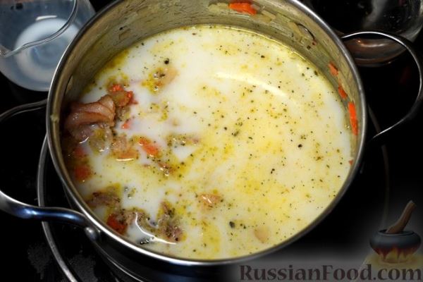 Картофельный суп с беконом и молоком