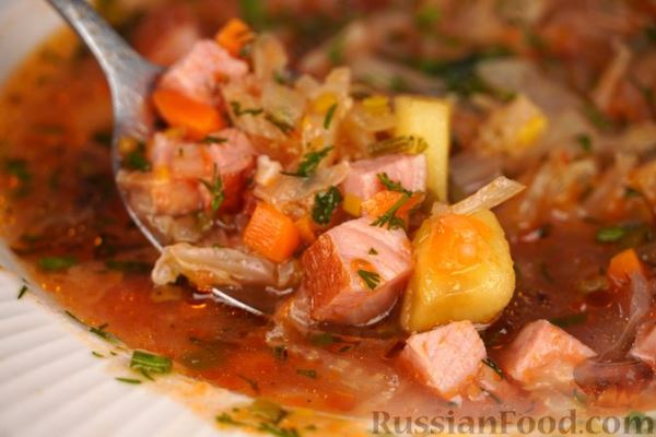 Суп с пекинской капустой и копченым мясом